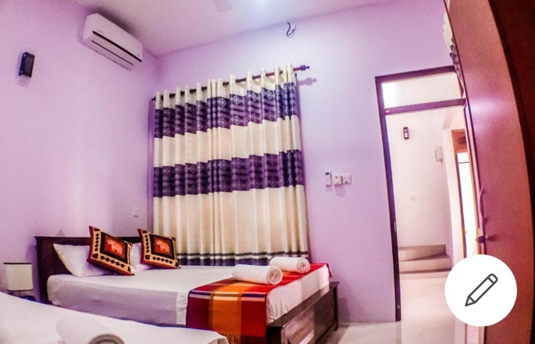 Saru Holiday Apartment - Upto 6 Guests Kandy Esterno foto